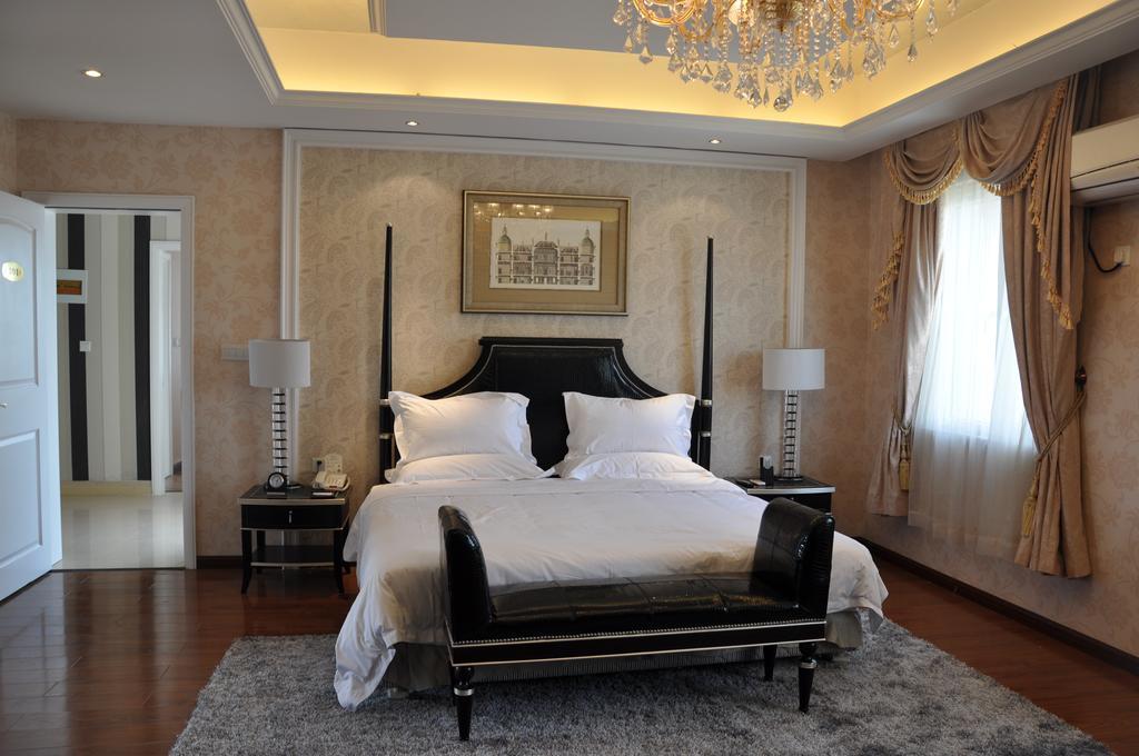 Country Garden Phoenix Hotel Jingmen Bagian luar foto