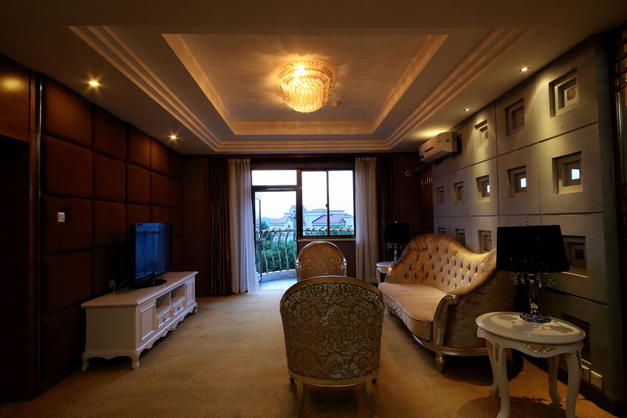 Country Garden Phoenix Hotel Jingmen Bagian luar foto