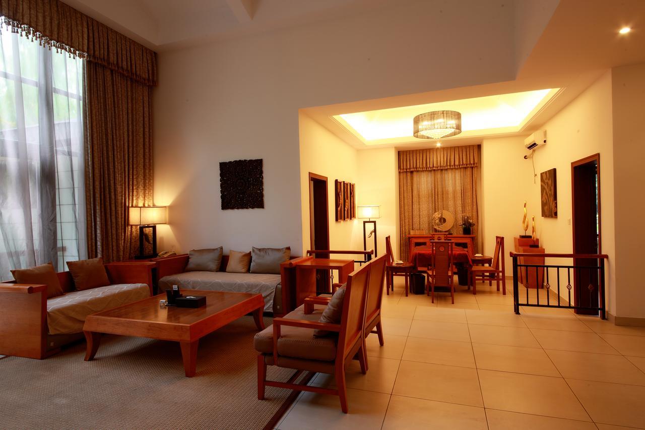 Country Garden Phoenix Hotel Jingmen Bagian luar foto