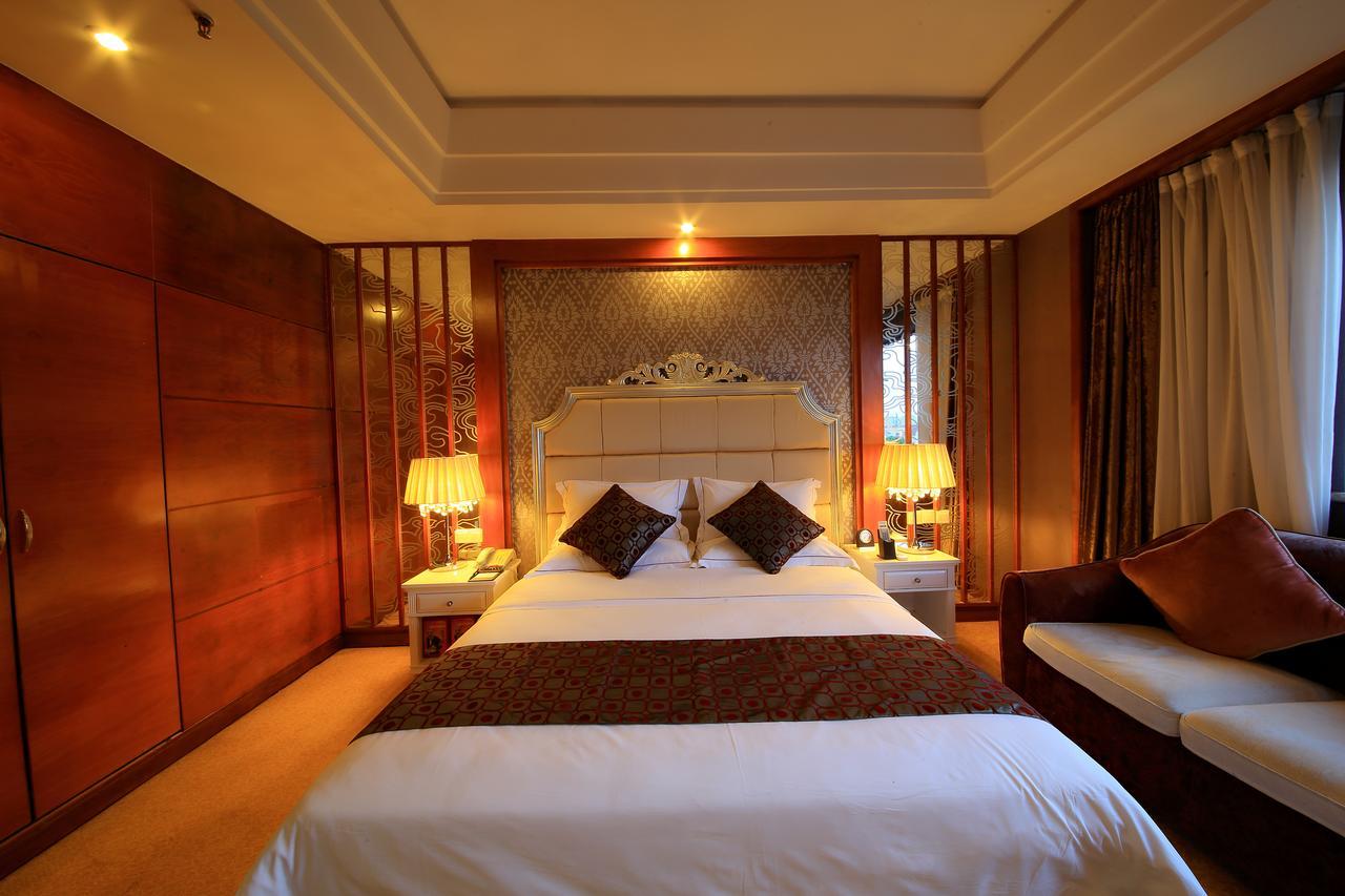Country Garden Phoenix Hotel Jingmen Bagian luar foto