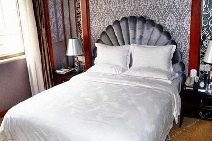 Country Garden Phoenix Hotel Jingmen Bagian luar foto